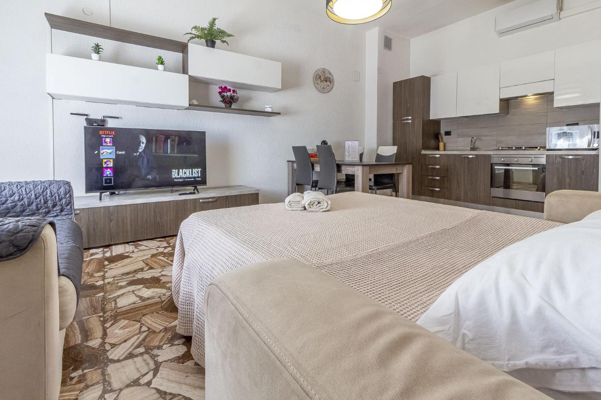 Lovely Piazza Santa Maria Apartment Sassari Bagian luar foto